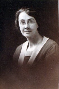 Besssie Philp Potter     
(My grandmother)    